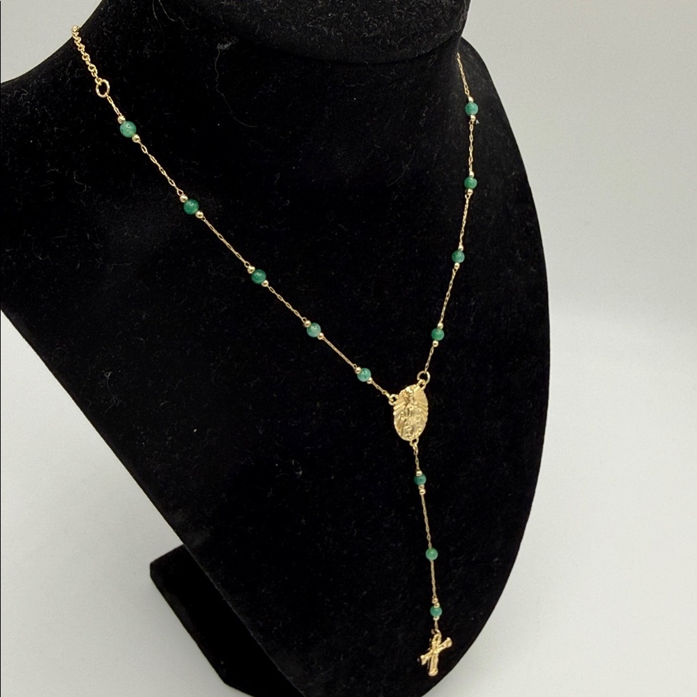 Elegant Gold and Green Beaded Necklace - Picture 7 of 9